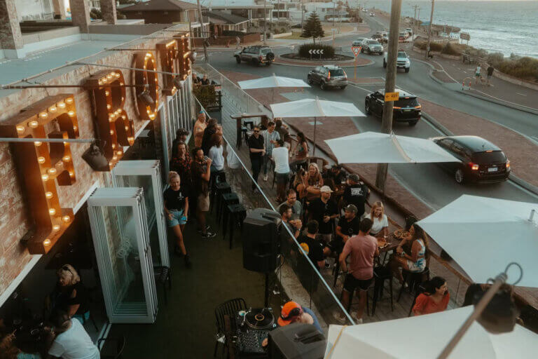 Froth North beach beer tap venue